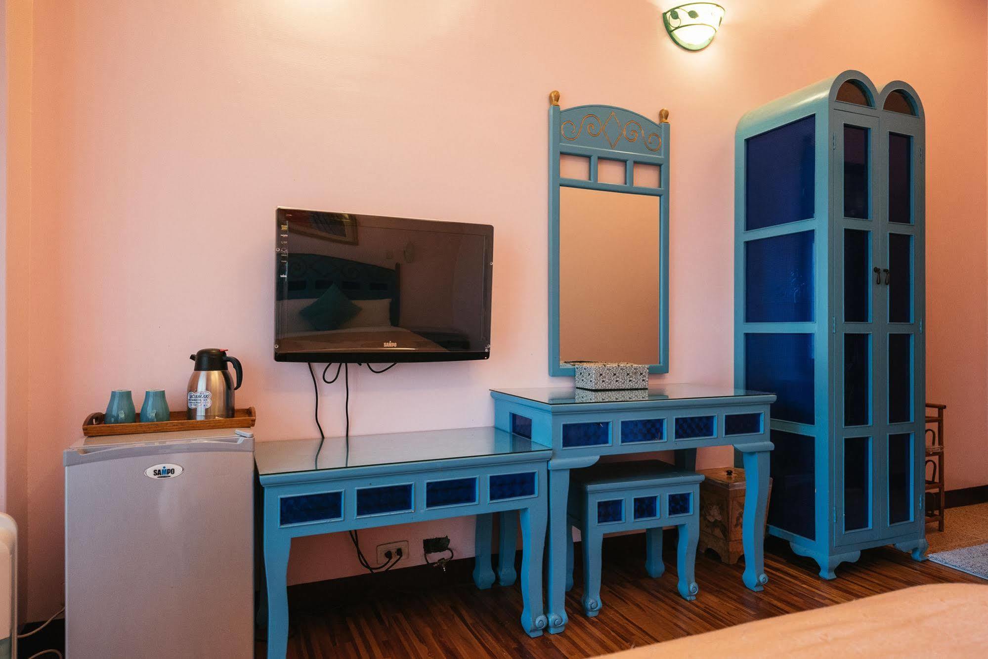 Yun Wu B&B Renai Exteriör bild